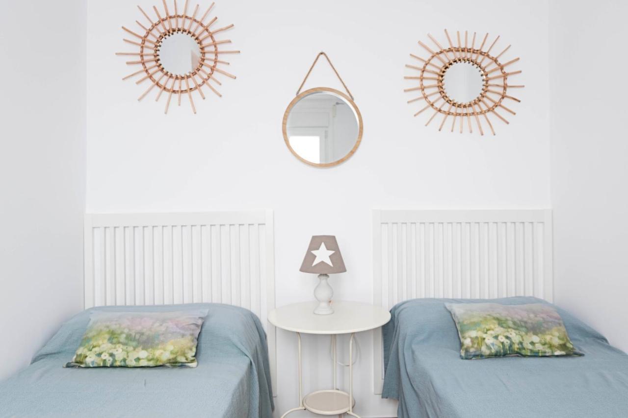 Mar De Fondo Apartment บาร์บาเต ภายนอก รูปภาพ
