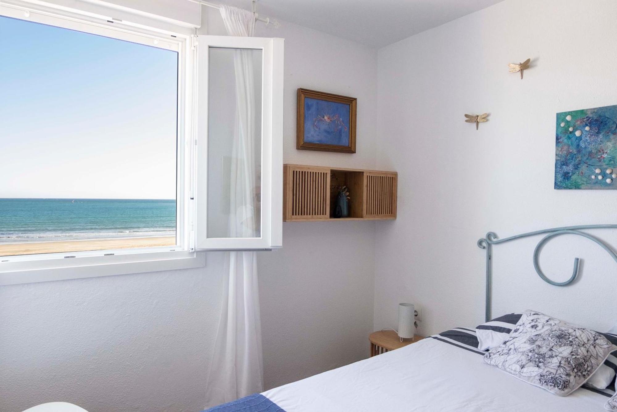 Mar De Fondo Apartment บาร์บาเต ภายนอก รูปภาพ